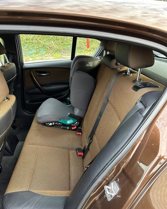 BMW Seria 1 cena 24900 przebieg: 187000, rok produkcji 2011 z Wieliczka małe 301